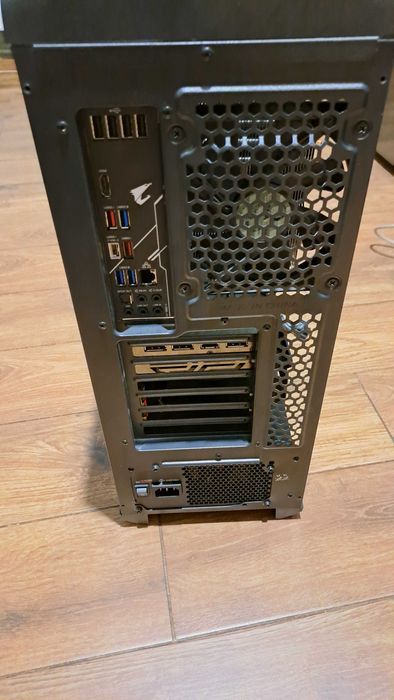 Komputer gamingowy+monitor