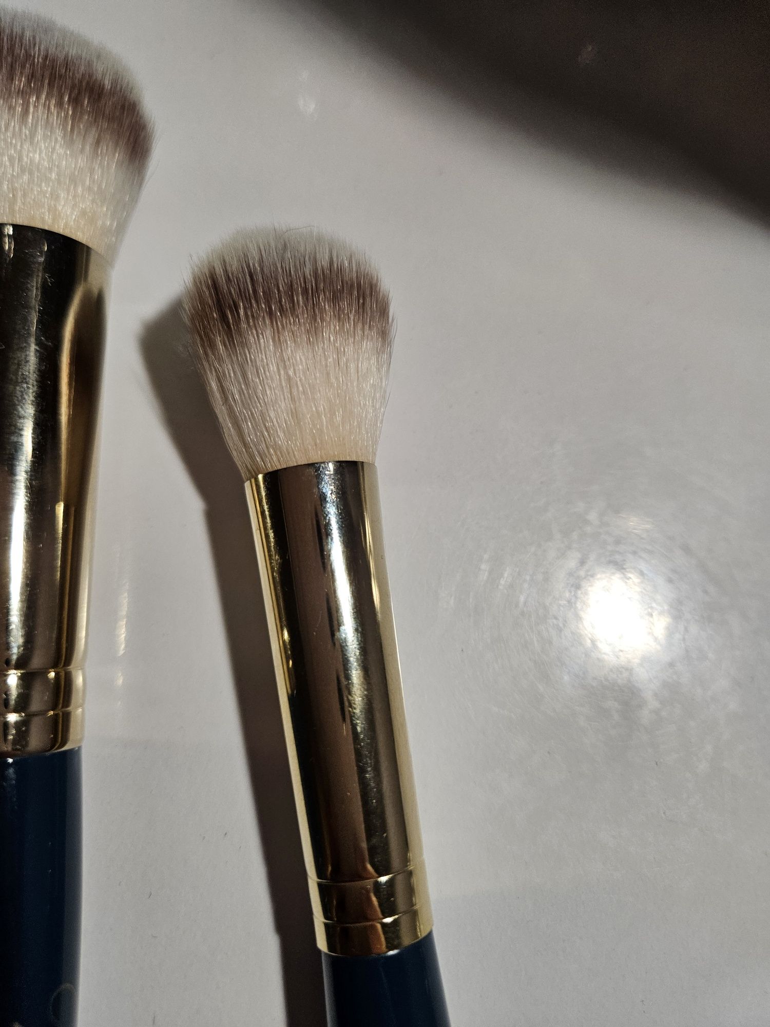 VINCES pędzel do podkładu i konturowania/produkowane ręcznie