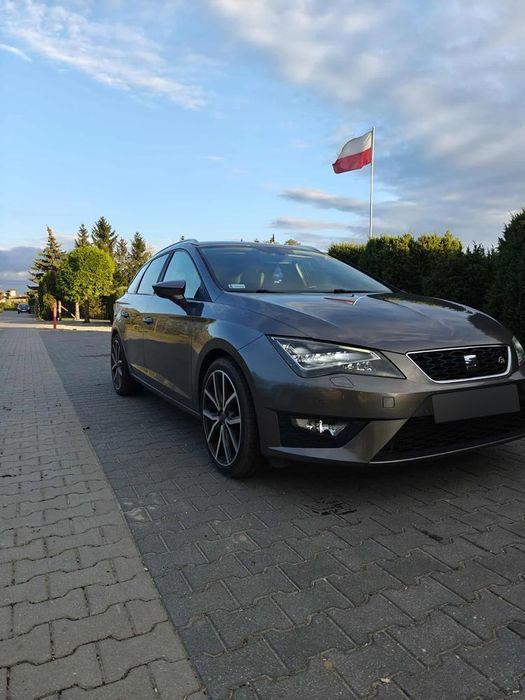 Seat Leon Seat Leon 3 ST FR 2014r. 2.0 TDI 150 KM, manual