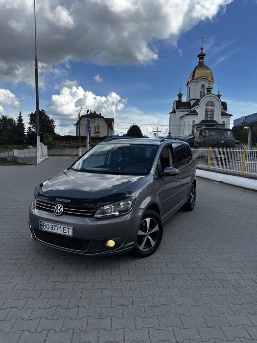 Volkswagen Touran 2011р