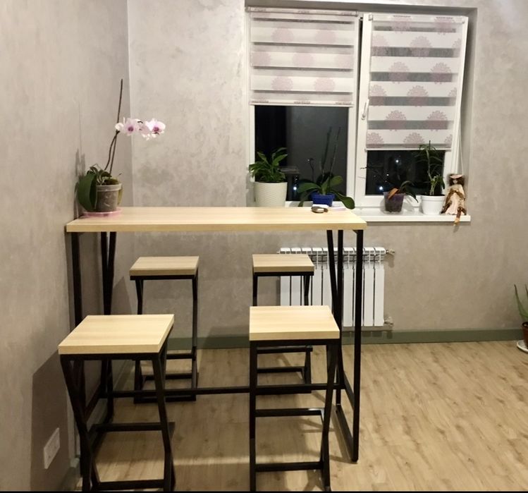 Продам комплект в стилі Лофт(барний стіл, стільці)