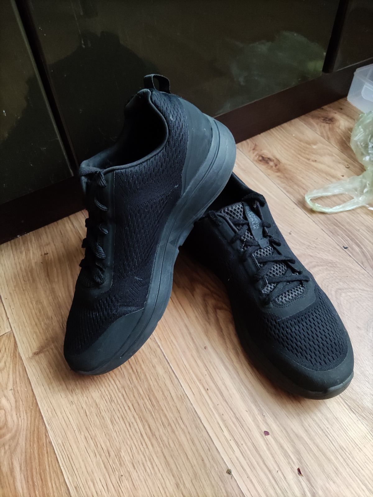 Кроссовки  Skechers Cooled Arch  Fit