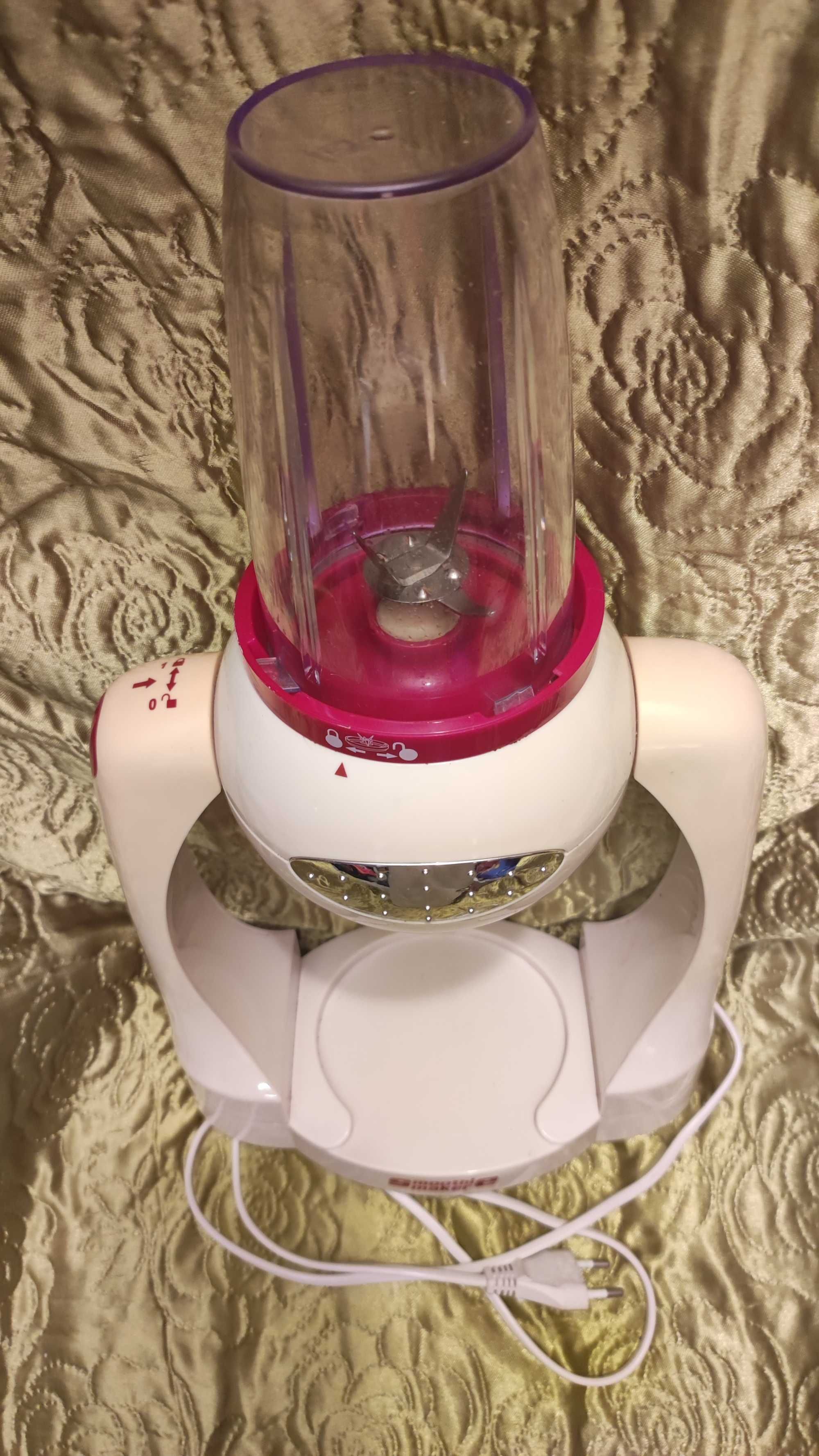 Blender Smoothie Maker obrotowy 3 kubki pokrywki mikser