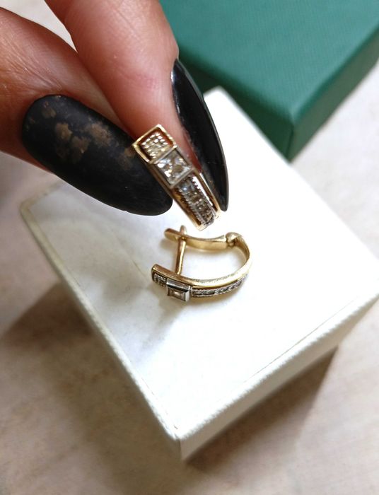 Złote kolczyki p.585/2,99g