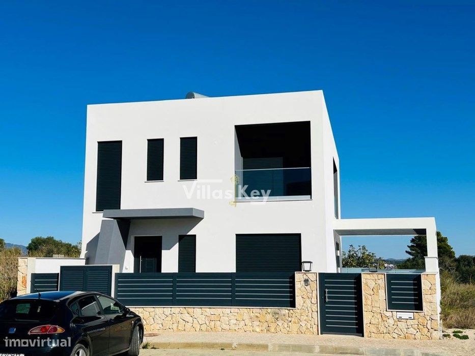 Moradia com 3 quartos, vista campo e mar em Mexilhoeira/Algarve/Por...