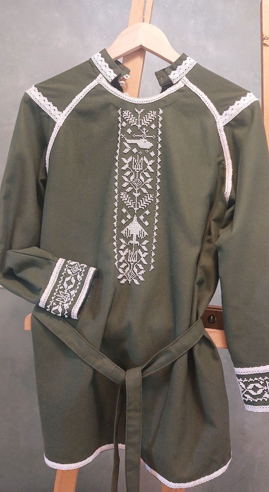 Продам сорочки жіночі- вишивка бісером