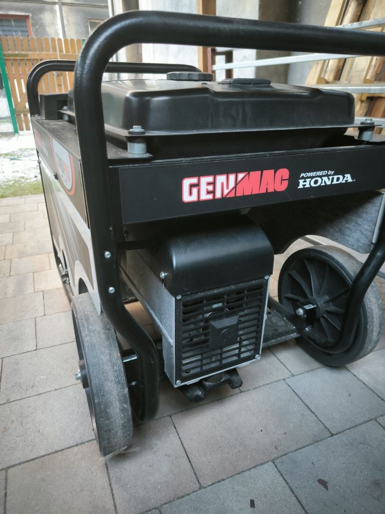 Agregat prądotwórczy GENERATOR GENMAC Combipro G7900HC-M5 8,0KVA
ikona