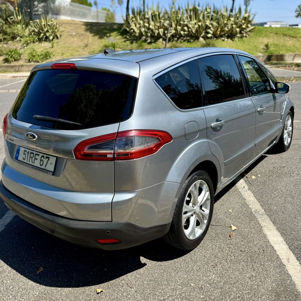 Ford S-Max 2.0d Caixa Automatica DESDE 219€ mes