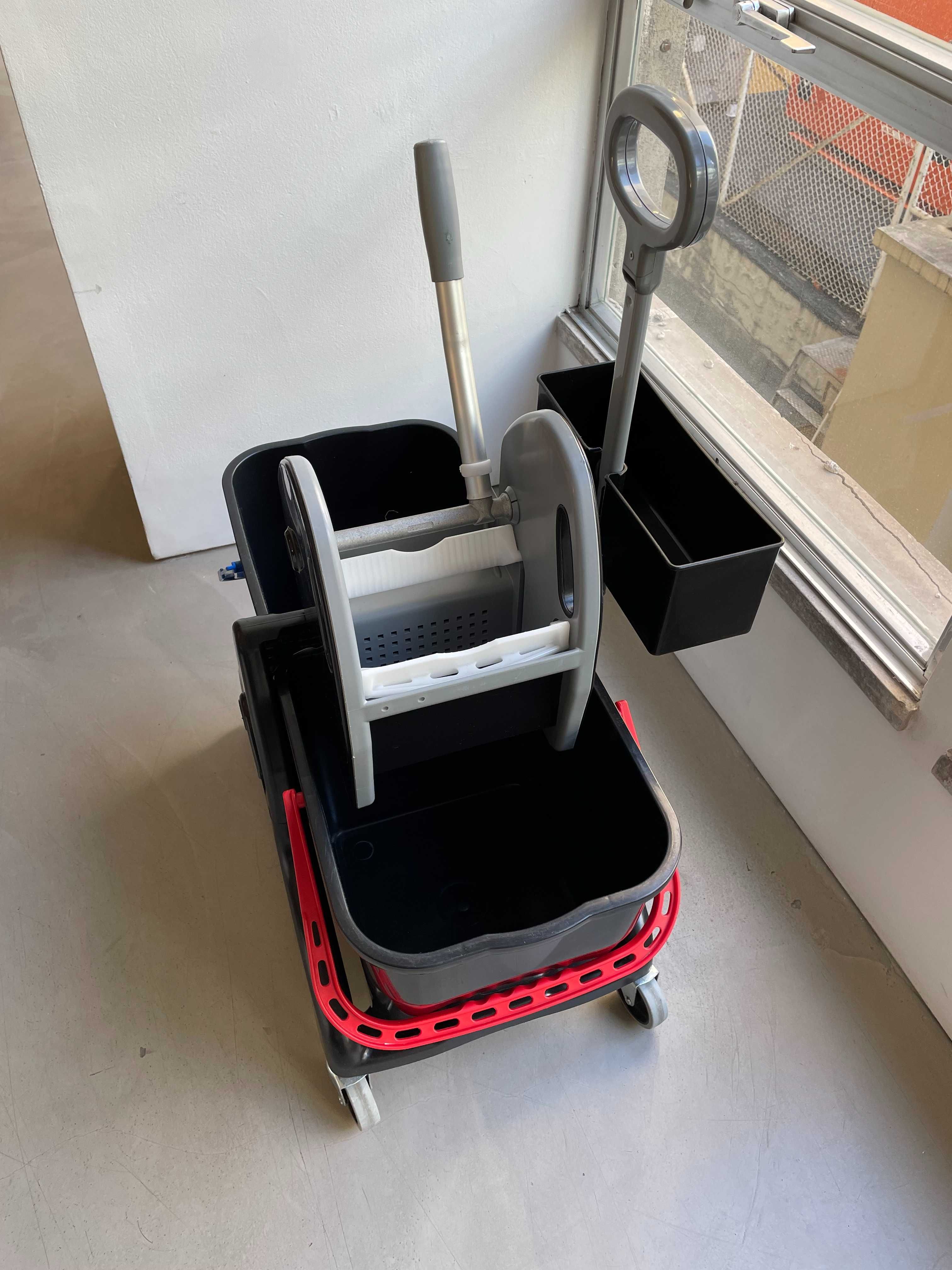 Carro de lavagem 2 x 25 L com espremedor – Pega lateral, COMO NOVO!