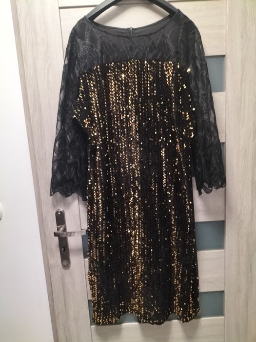Okazja śliczna cekinowo-zloto-czarna sukienka