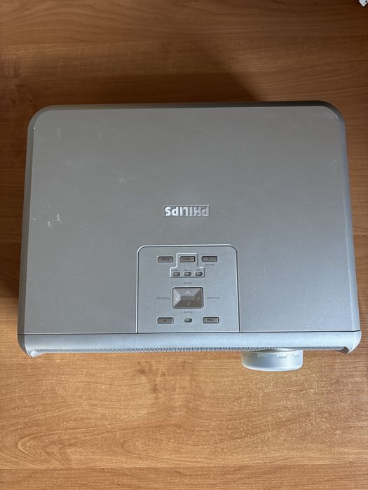 Projektor Philips bClever LC3631