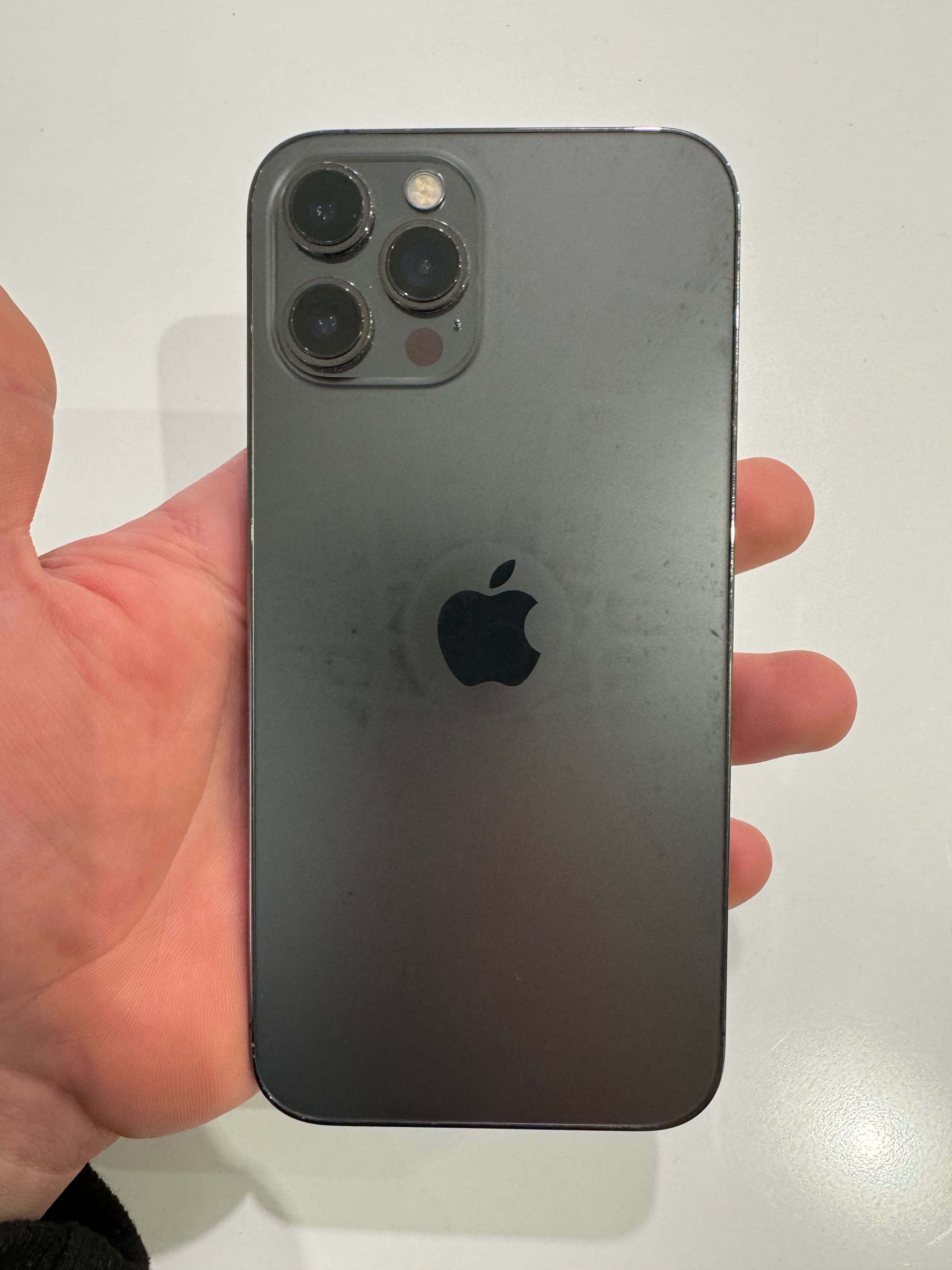 Продам IPhone 12 Pro Max 256 Space Grey