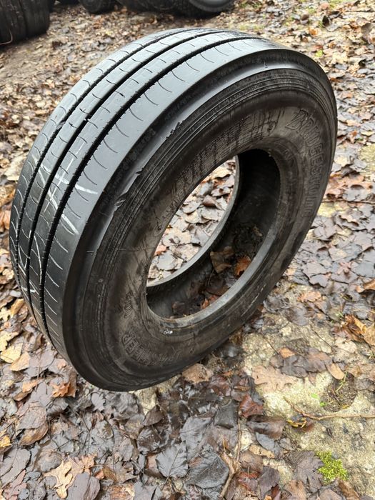 Opona 235/75r17.5 Bridgestone R-Steer 002 Przód