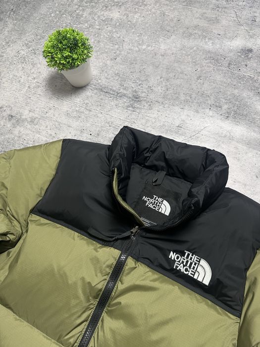 Чоловічий пуховик The North Face Nuptse 700 Down Puffer Jacket
