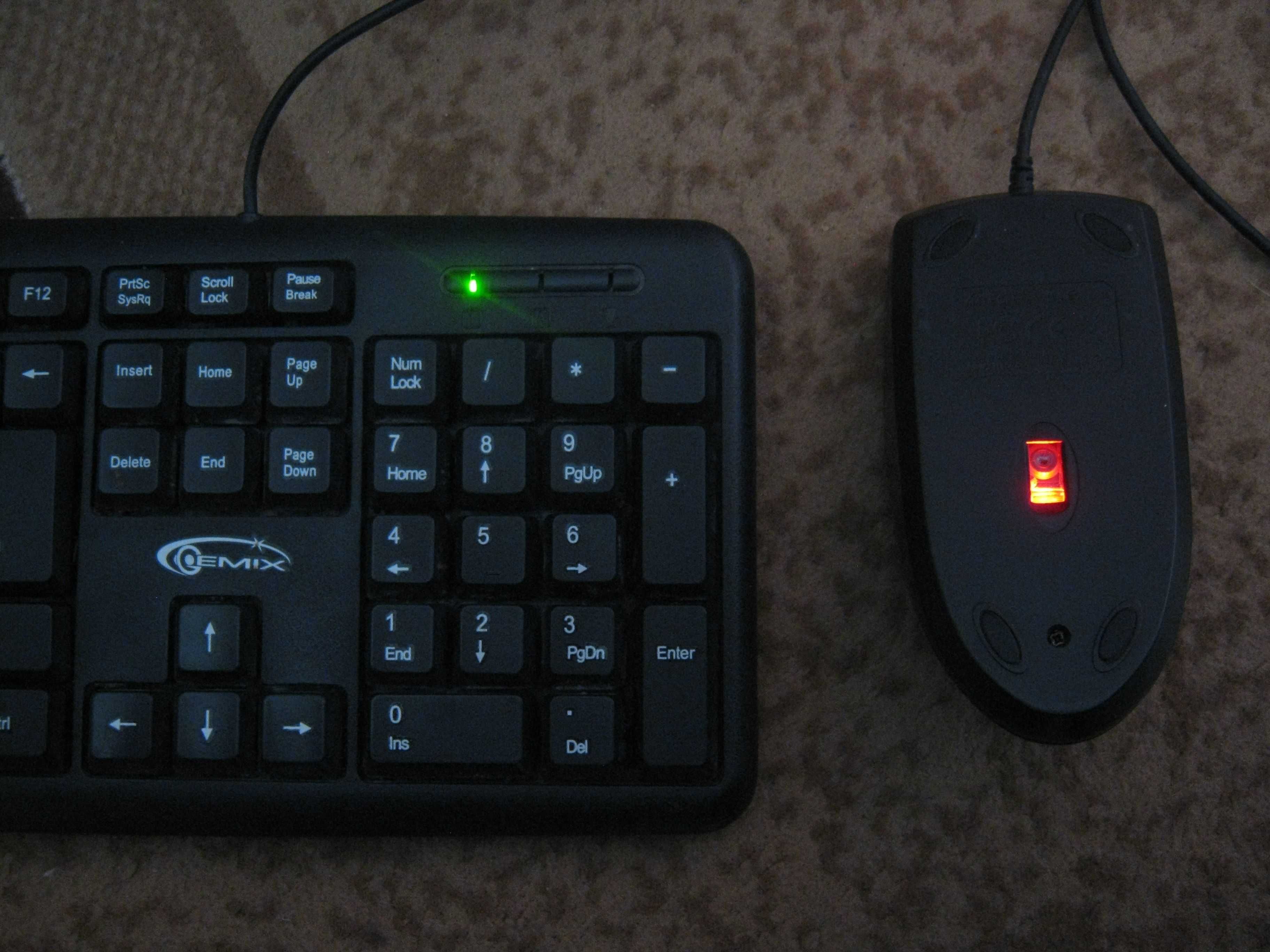 Комплект клавіатура + 2 мишки все ЮСБ