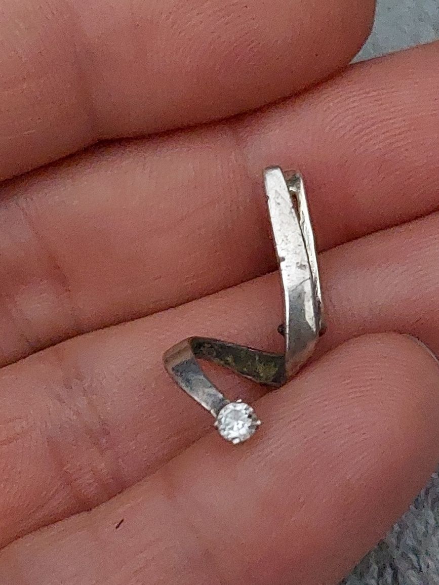 Серебро 925 проба одна сережка
