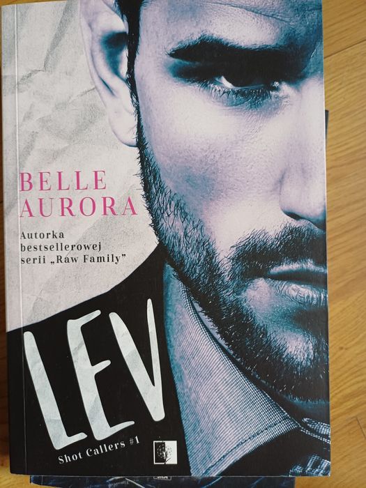 Lev ksiazka belle