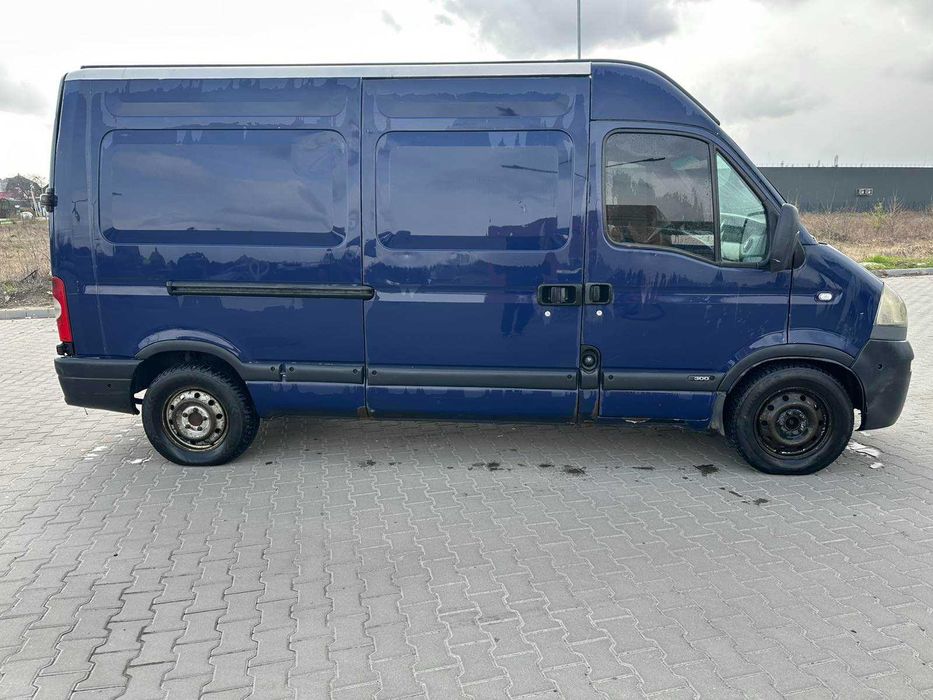 Бус Renault Master 2007 року