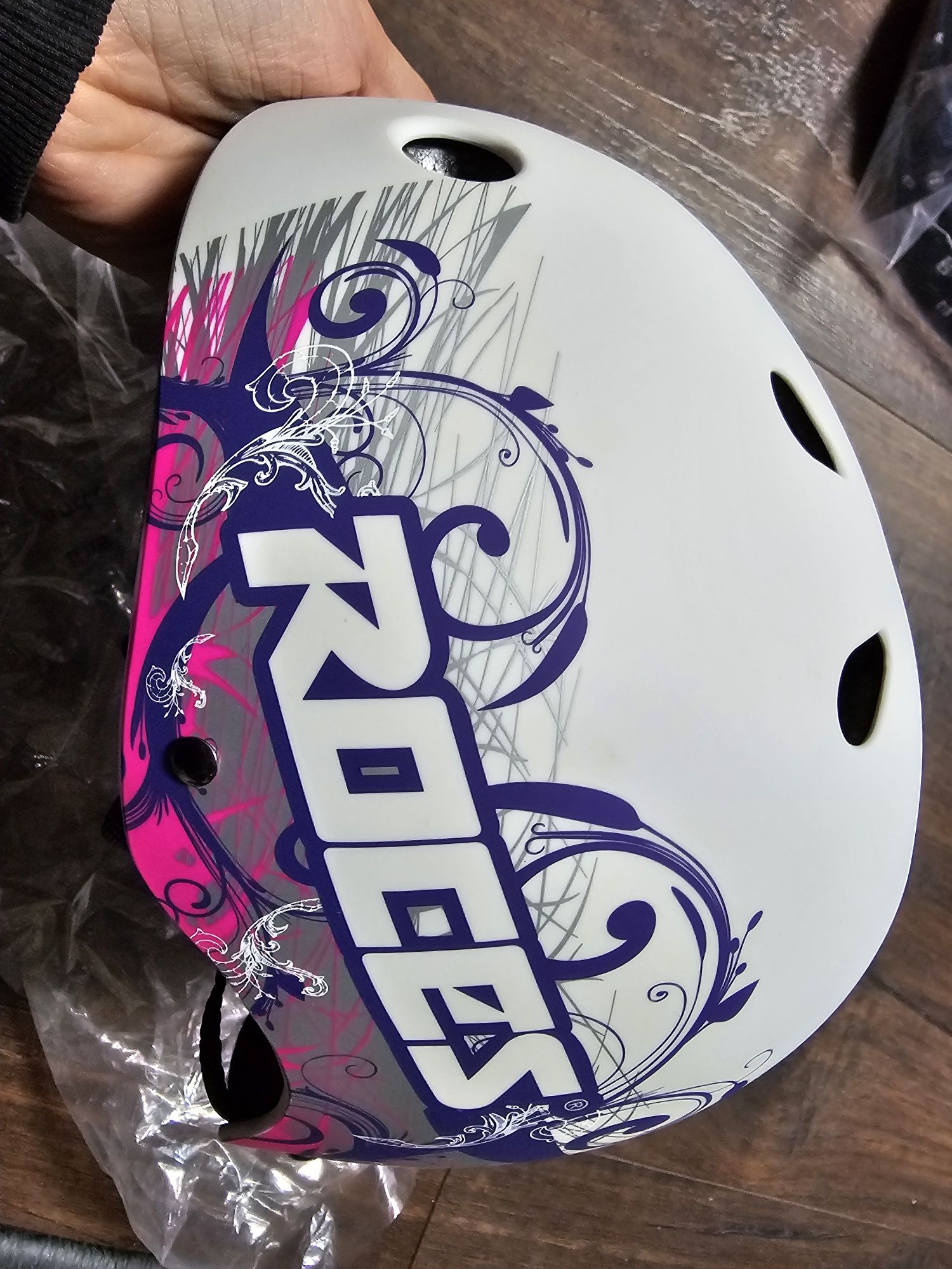 Nowy kask Roces Skate Helmet L