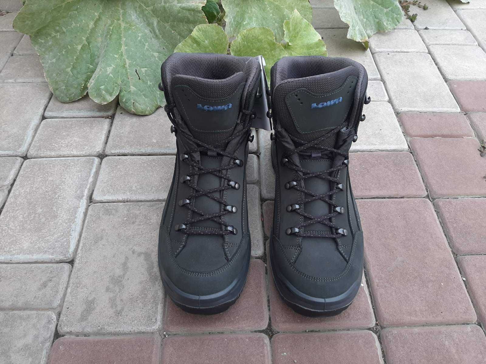 Lowa Renegade GTX Mid  трековые оригинал р.42,42.5,45,46,46.5,47