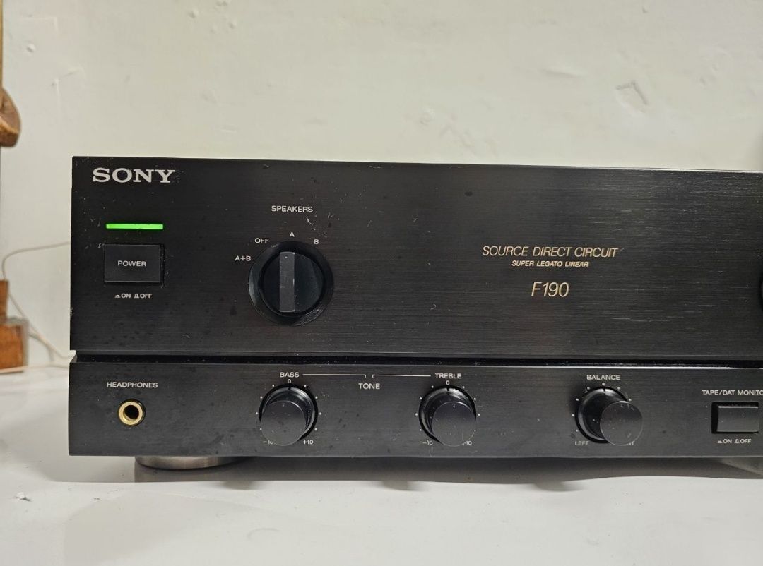 Wzmacniacz Sony TA-F 170. 2 x 50 W,