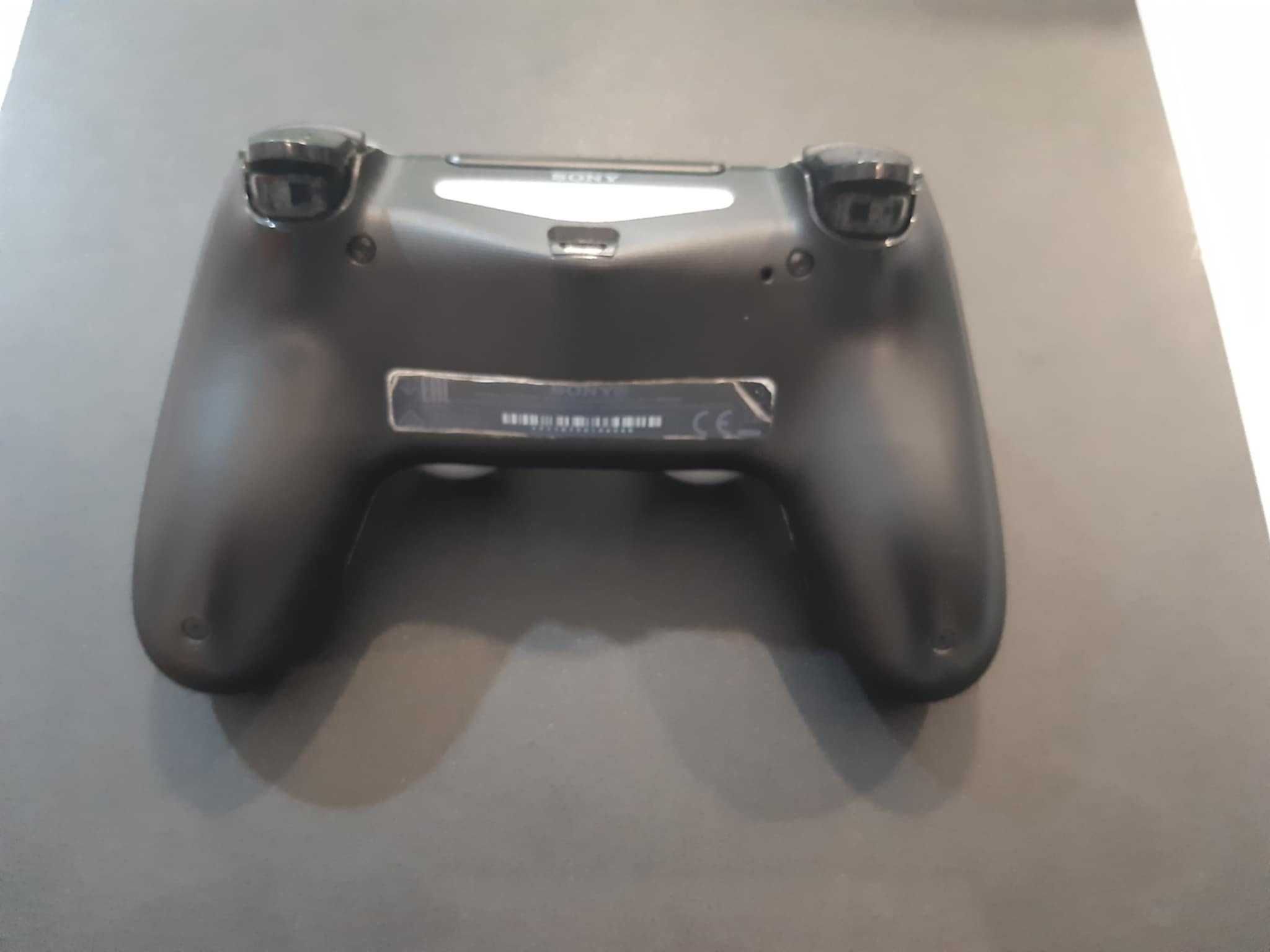 Konsola Playstation4 PRO 1TB + oryginalny pad Gran Turismo