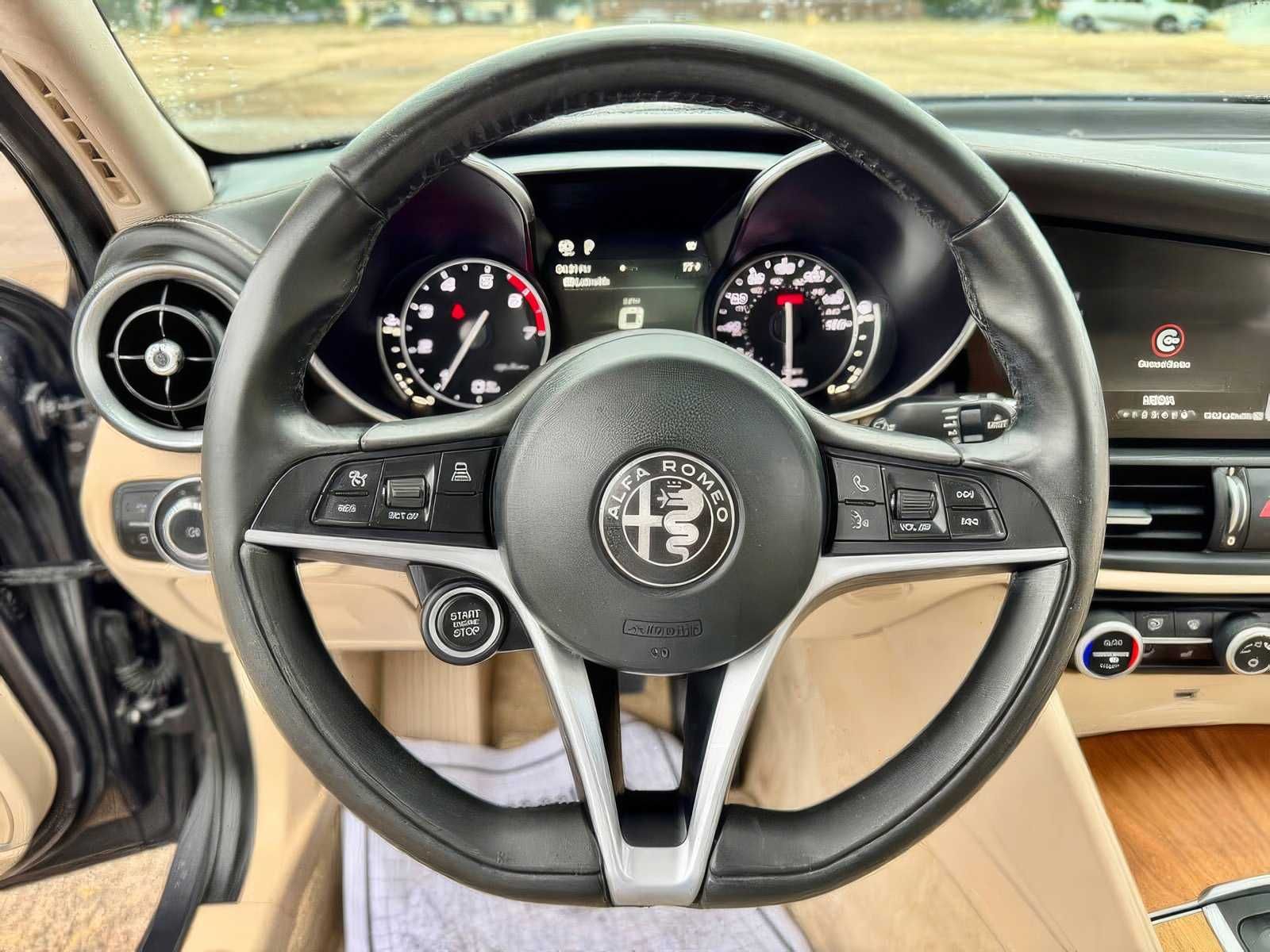 2017 Alfa Romeo Giulia Ti
