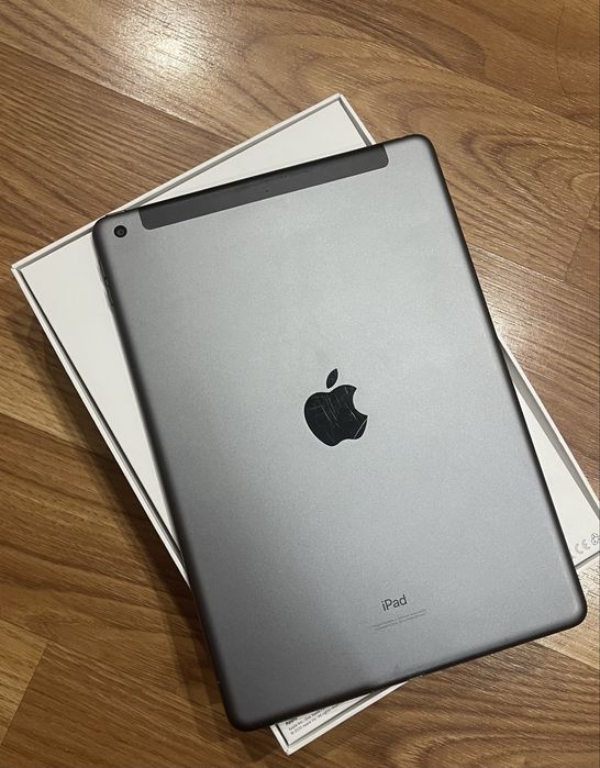 Планшет Apple iPad 7, 32 GB. Wi-Fi