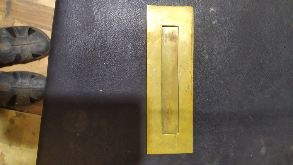 Табличка на двері для листів