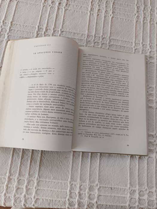 Livro "origem e destino das doenças" Jean Marie Gerbault de 1965.