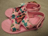 NOWE r. 29 buty do wody, sandały