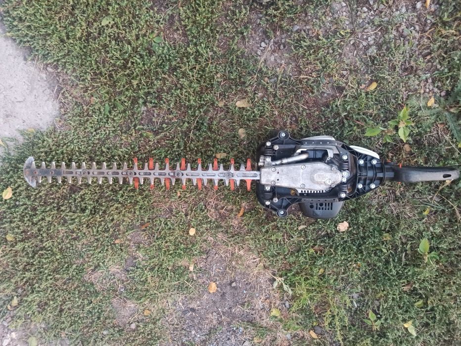 Бензиновый кусторез STIHL HS 82 T