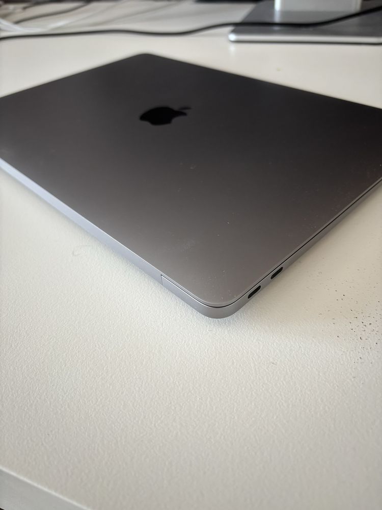 Macbook air m1 256