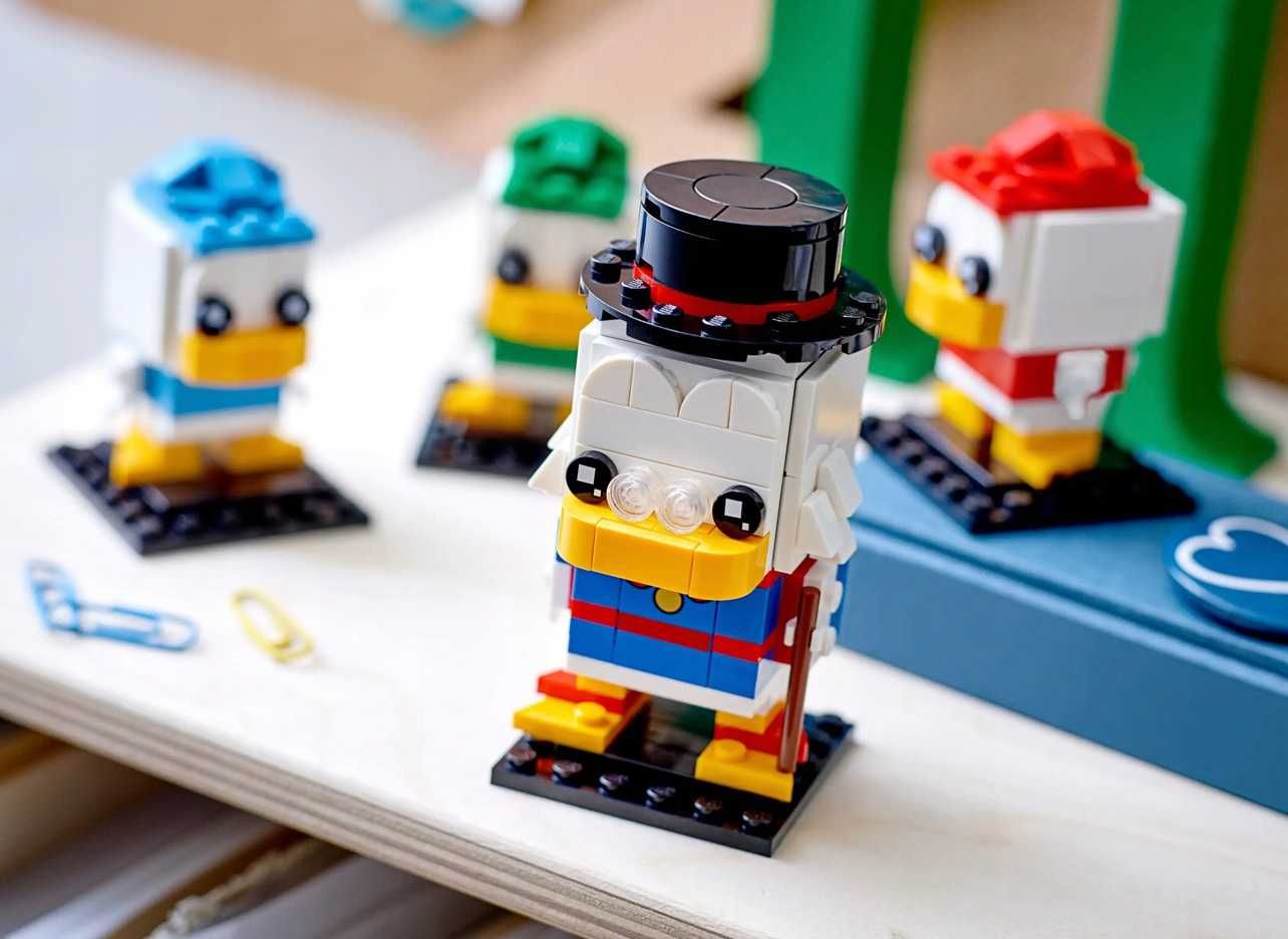 конструктор LEGO Скрудж Макдак, Хьюї, Дьюї та Луї 40477