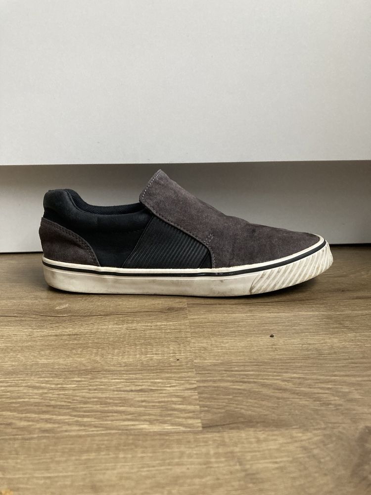 Zara Slip-On