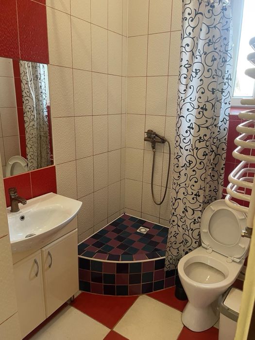 Оренда смарт квартири ком.послуги враховують в ціну сплати оренди міс.