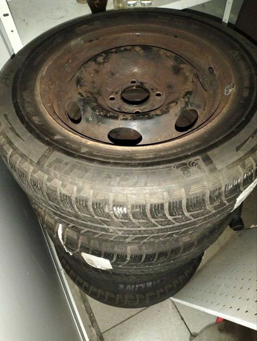 Зимова резина 205/65R15