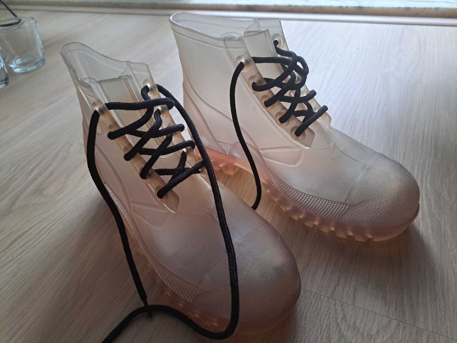 Botas transparentes