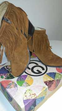 Botas de cor camel