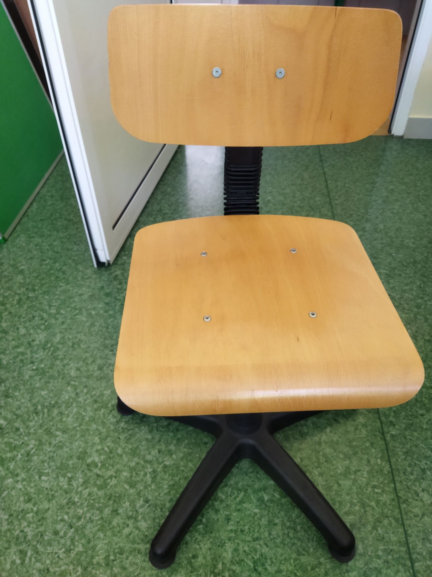 Sprzedam krzesło obrotowe