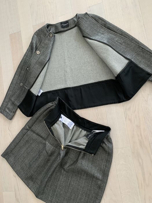 Костюм - куртка пиджак юбка , р S