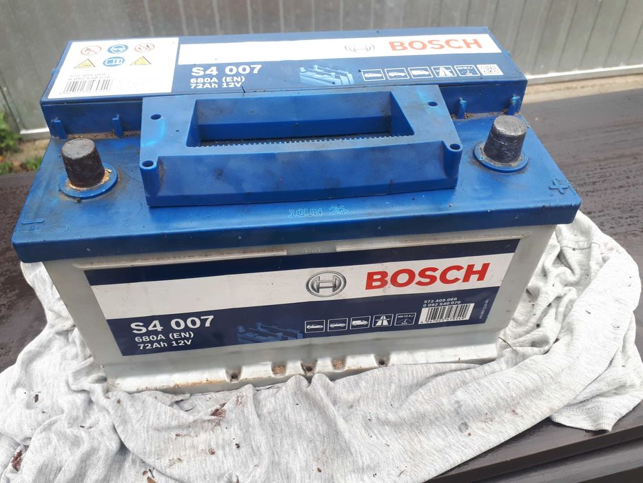 Akumulator Bosch duzy sprawny zadbany 680A 72 Ah 12V