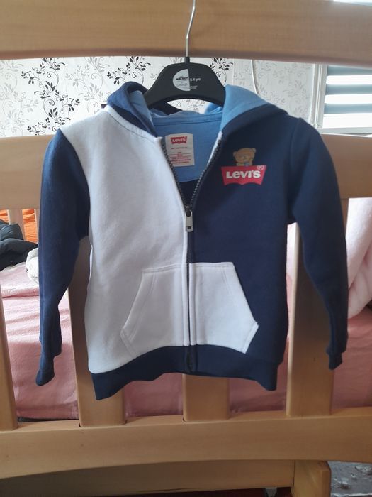 Стильний дитячий одяг Zara, Levi's. Жилетка, кофта