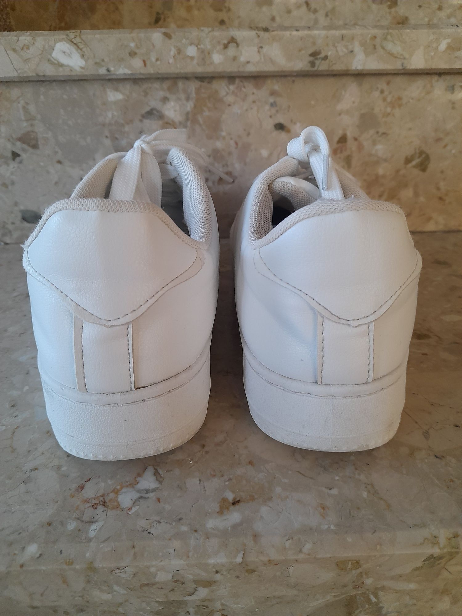 Białe buty snakersy adidasy rozmiar 36 House