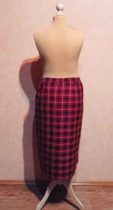 Шикарная яркая юбка-шотландка, 45% шерсти (Англия).