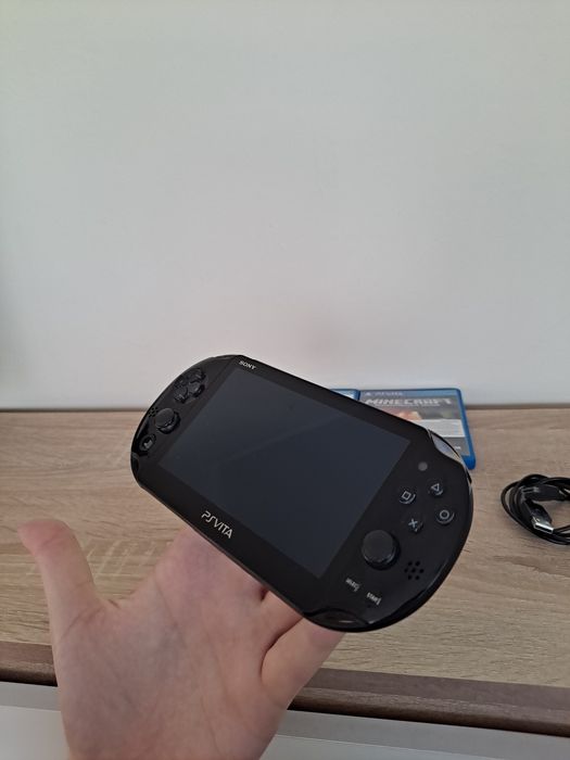 Konsola PSP Vita +Gry Ładowarka