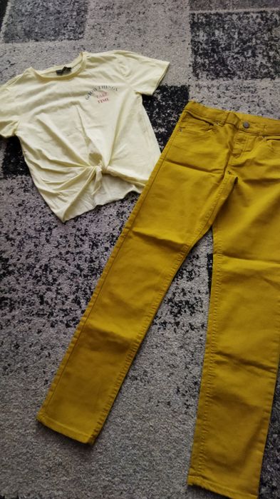Komplet spodnie musztardowe i żółta bluzka r.146
