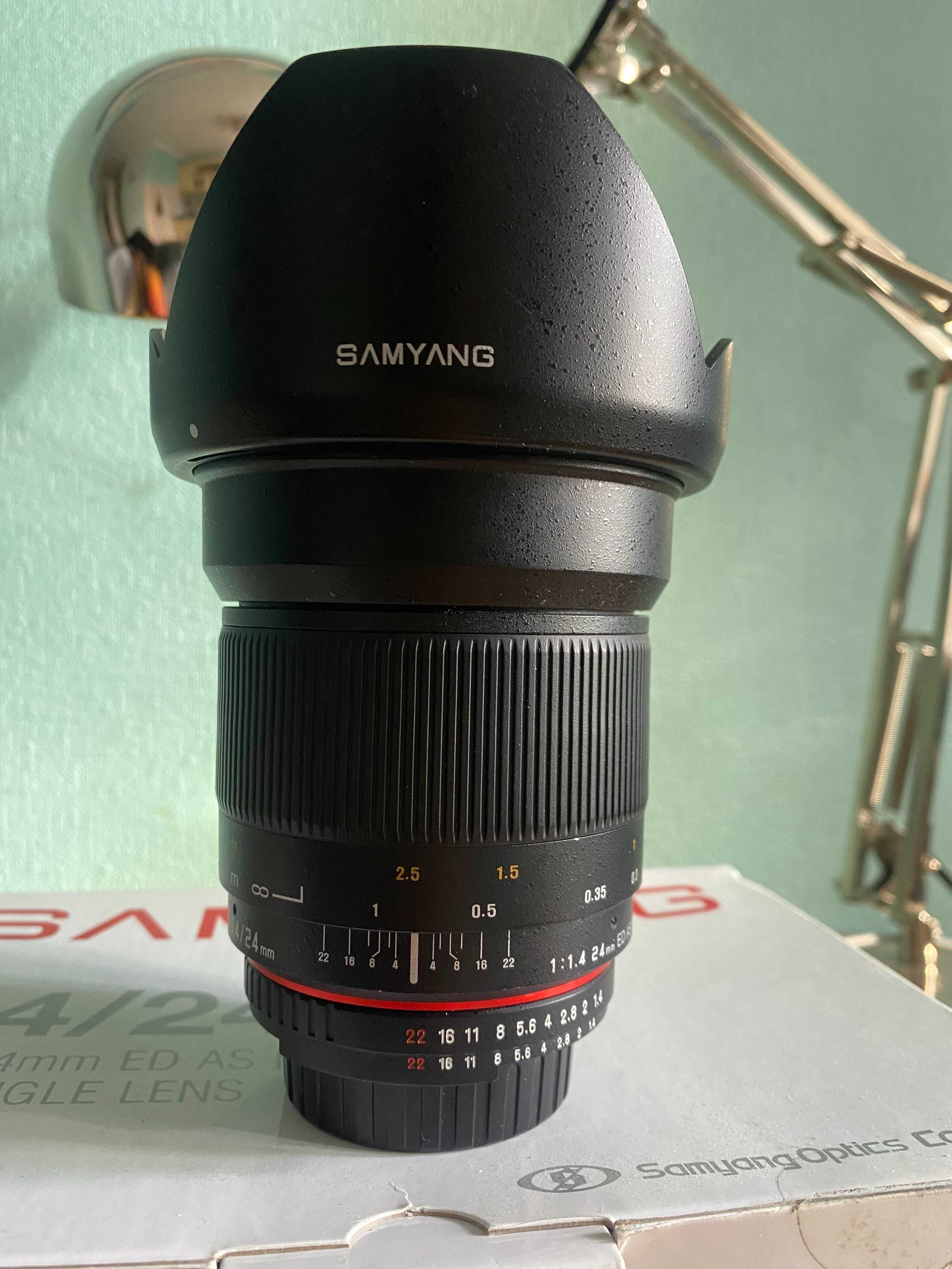 Широкоугольний об'єктив Samyang 24mm f/1,4 ED AS UMC (для Nikon F)