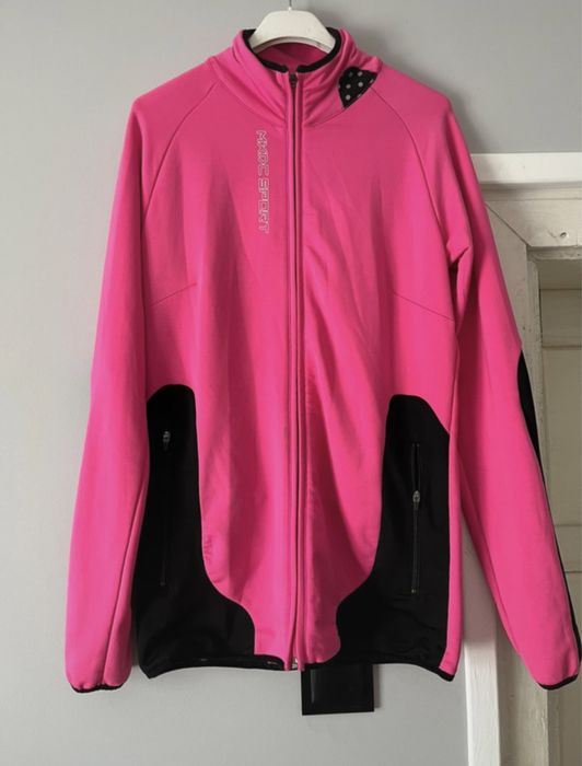 Ubrania sportowe damskie