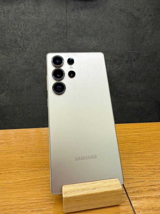 Сматфон Samsung Galaxy S25 Ultra 12/256 Titanium Grey